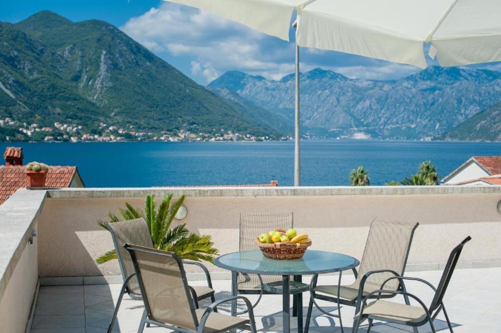 Majka Apartments Kotor Exterior photo