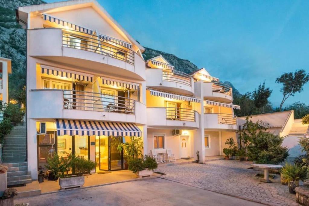 Majka Apartments Kotor Exterior photo
